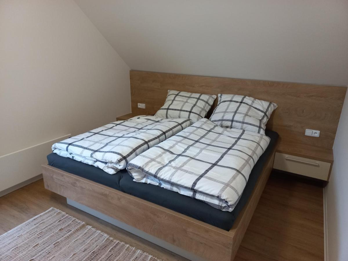 Apartman Acko Polansky Dvur - Velké Karlovice Kültér fotó