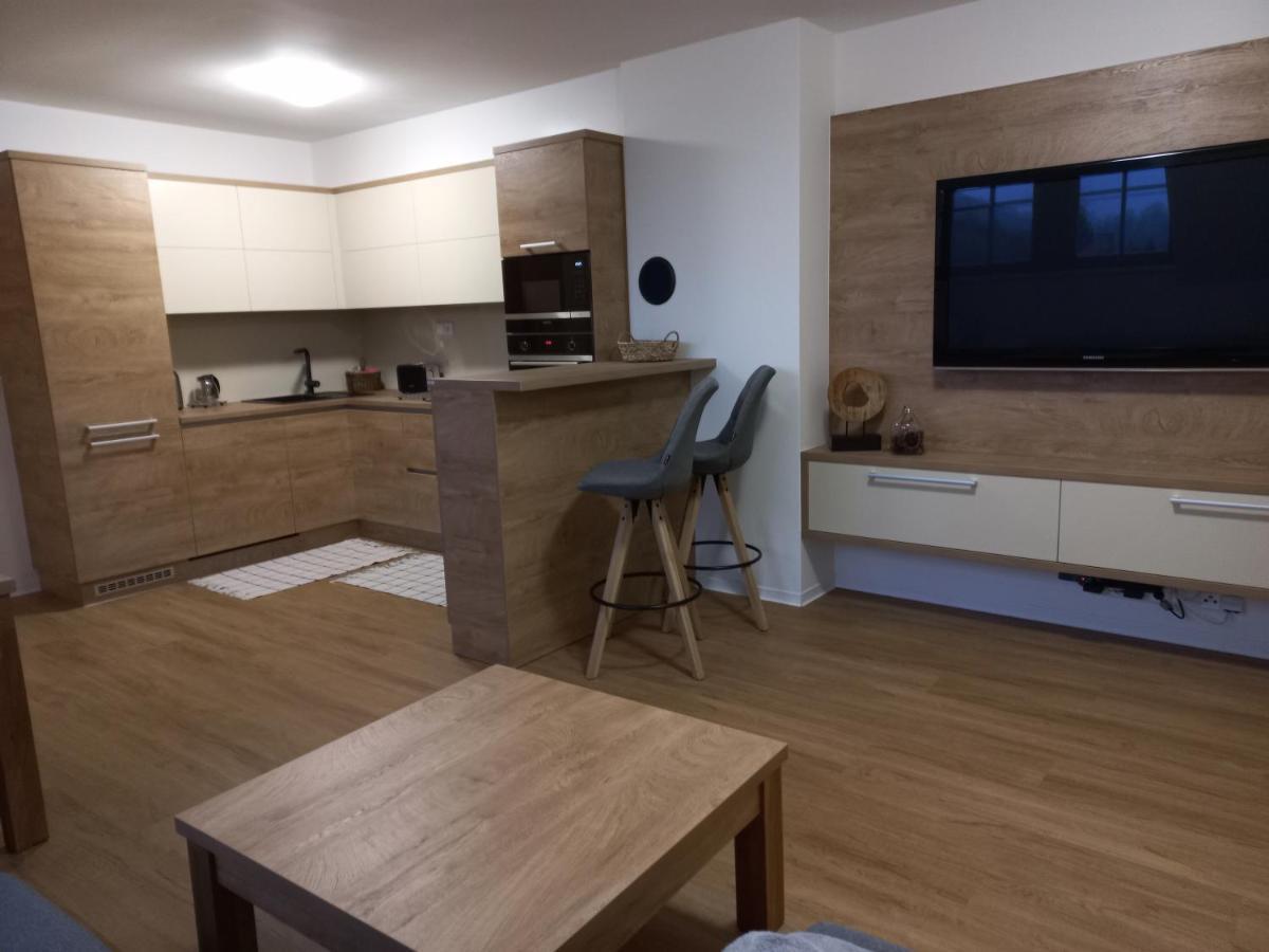 Apartman Acko Polansky Dvur - Velké Karlovice Kültér fotó